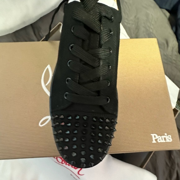 COPY - red bottoms junior spikes men - Picture 4 of 6